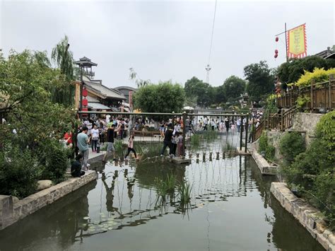 白鹿仓旅游景点具体位置