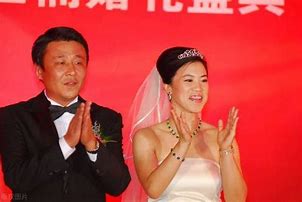 王楠女儿再次失利，丈夫坦言世界冠军之路难