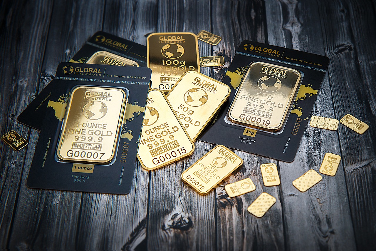 金价狂飙，富人为何抢购实体金条？