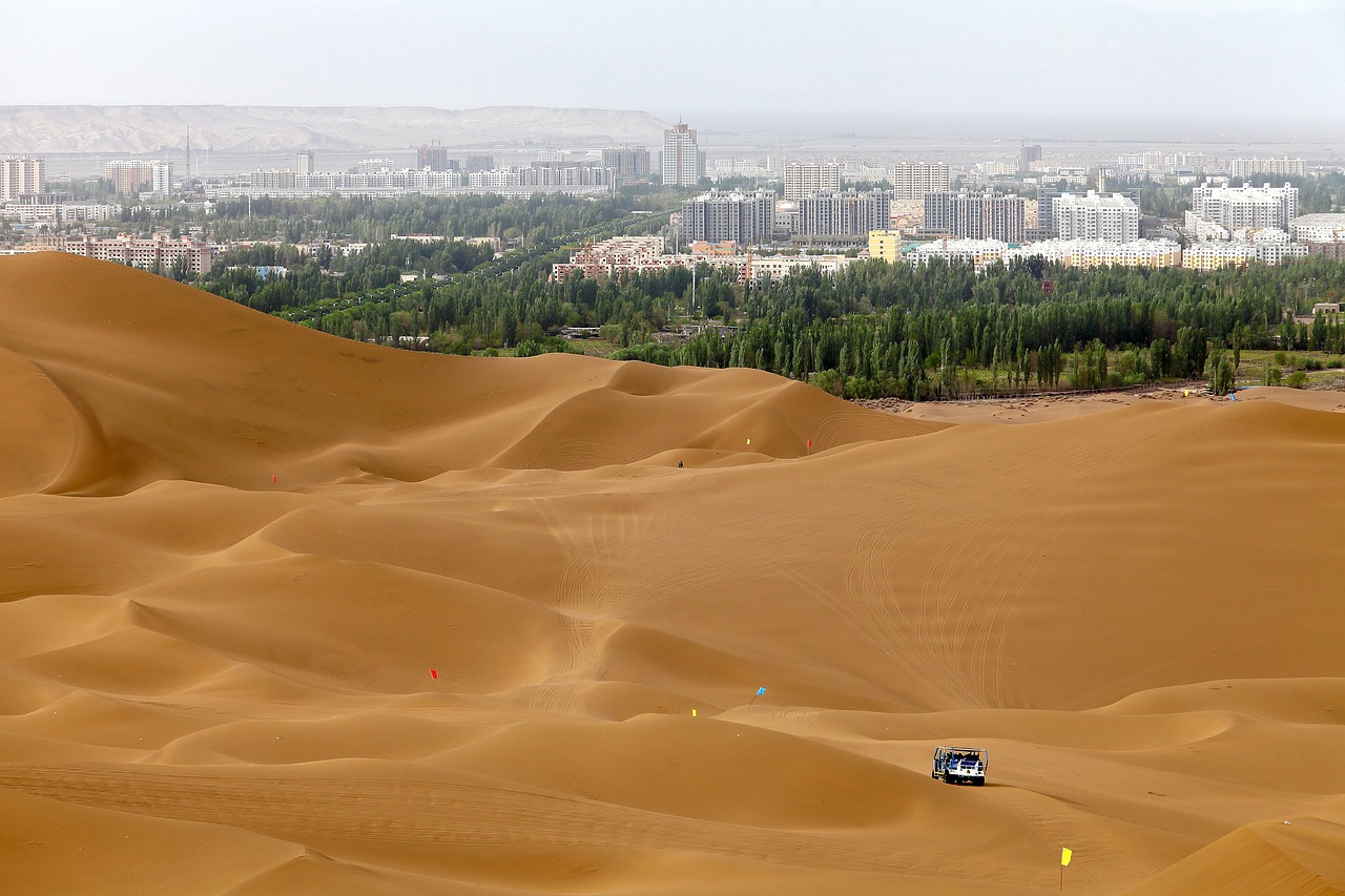 八月底去新疆旅游合适吗？这份攻略让你玩得尽兴