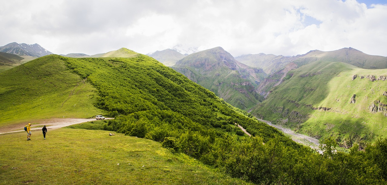 探秘天门山，一场说走就走的旅行，如何在预算内尽享张家界之美
