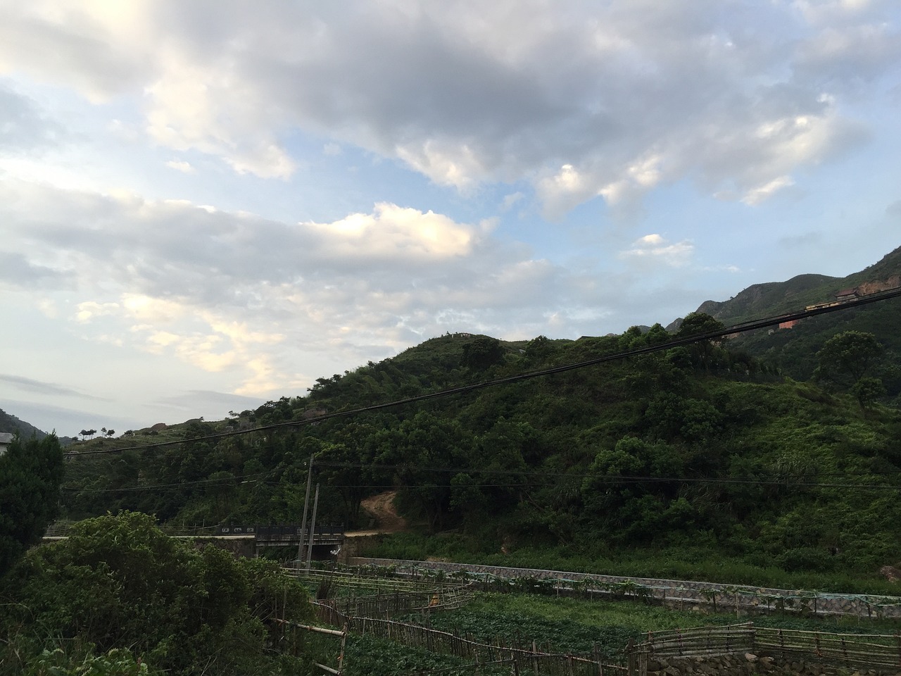 行走的风景探秘江南水乡，苏州经典与新潮旅游景点大揭秘！