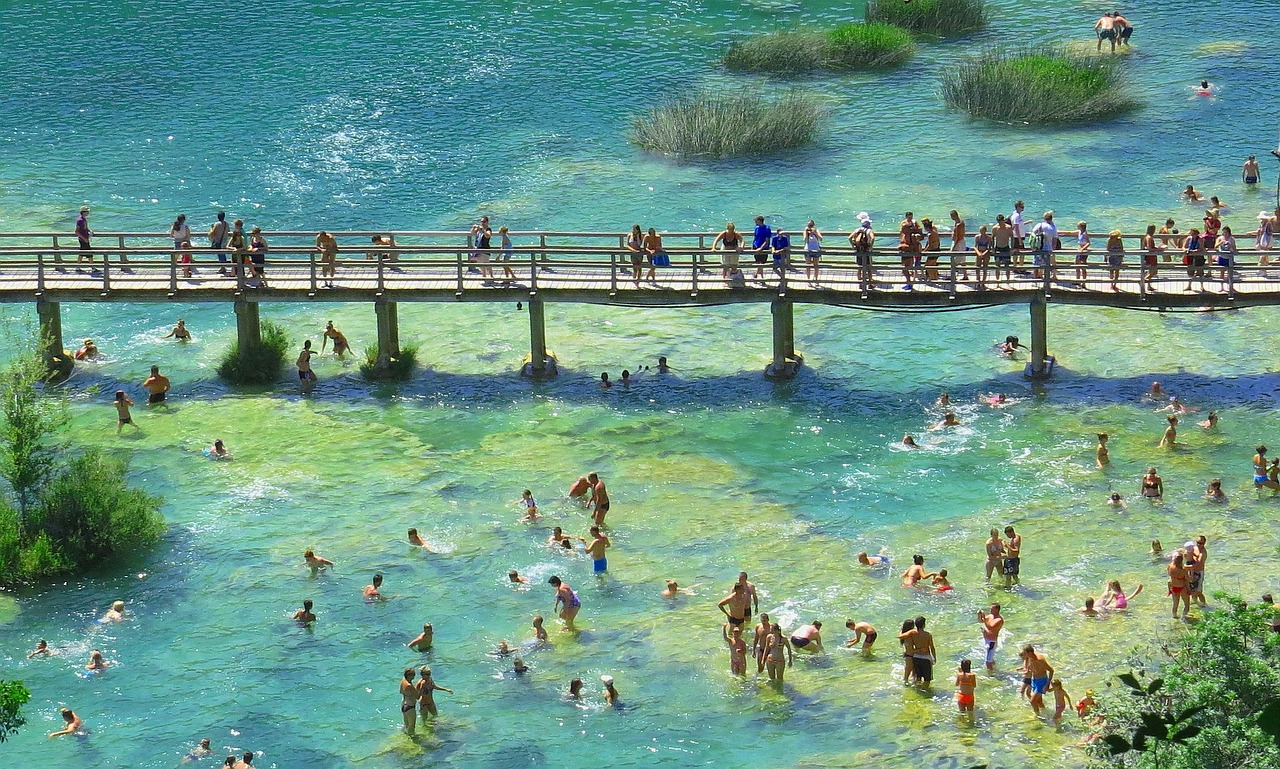 四川周边夏天避暑最佳旅游地——凉爽与美景并存的夏日乐园