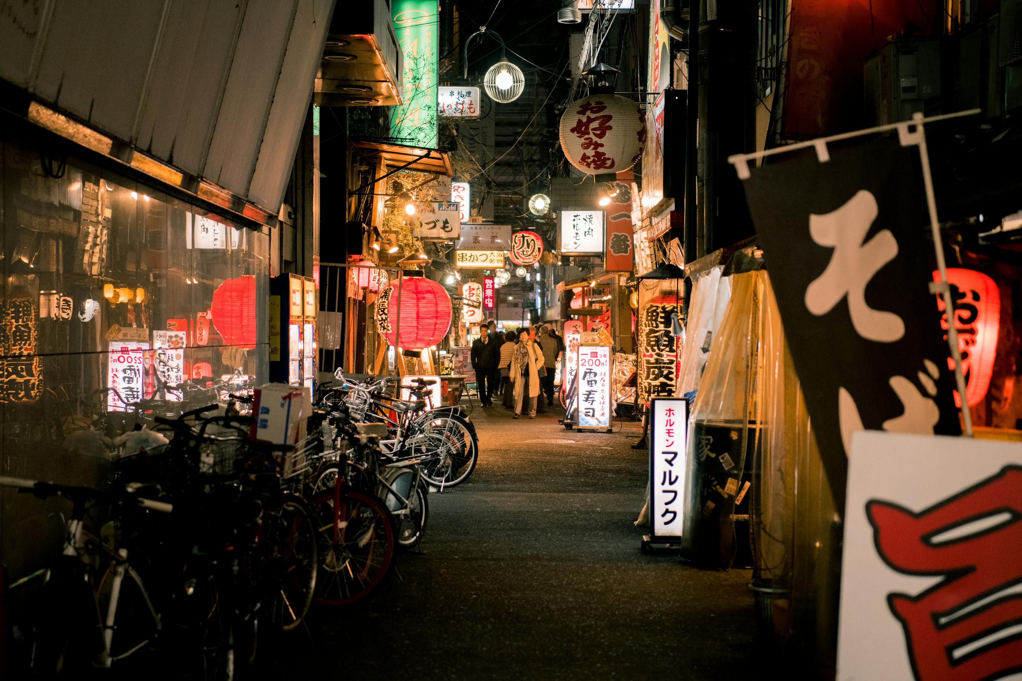 深圳夜生活新潮流，从酒吧街到夜市，带你玩转深圳夜未央