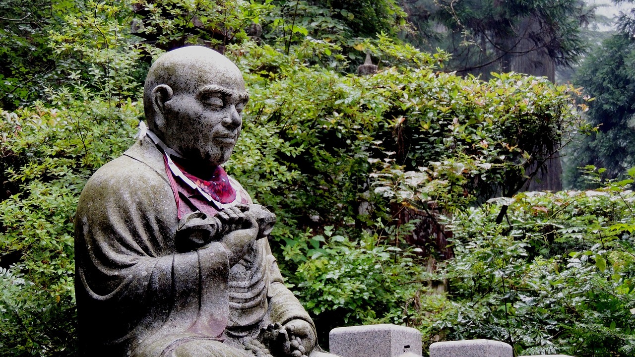 五台山深度游，探秘中国四大佛教名山之一的绝美风光与文化瑰宝