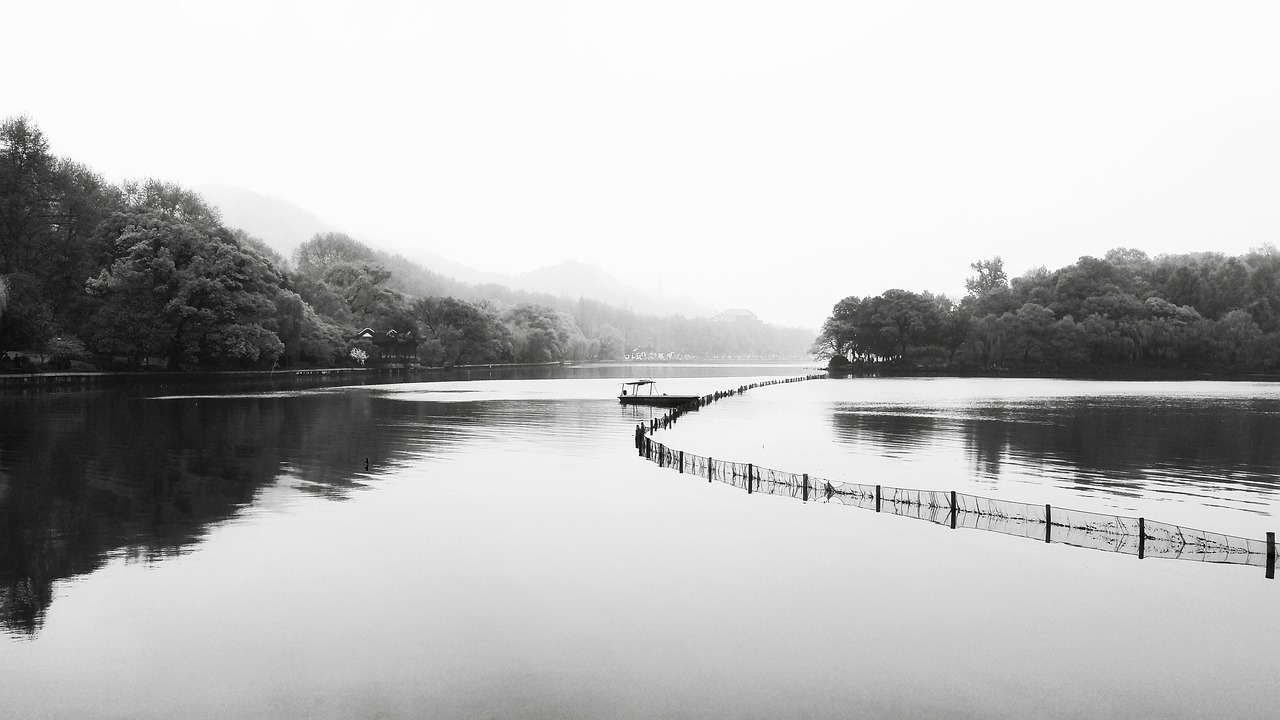 杭州西湖，一幅流动的江南画卷