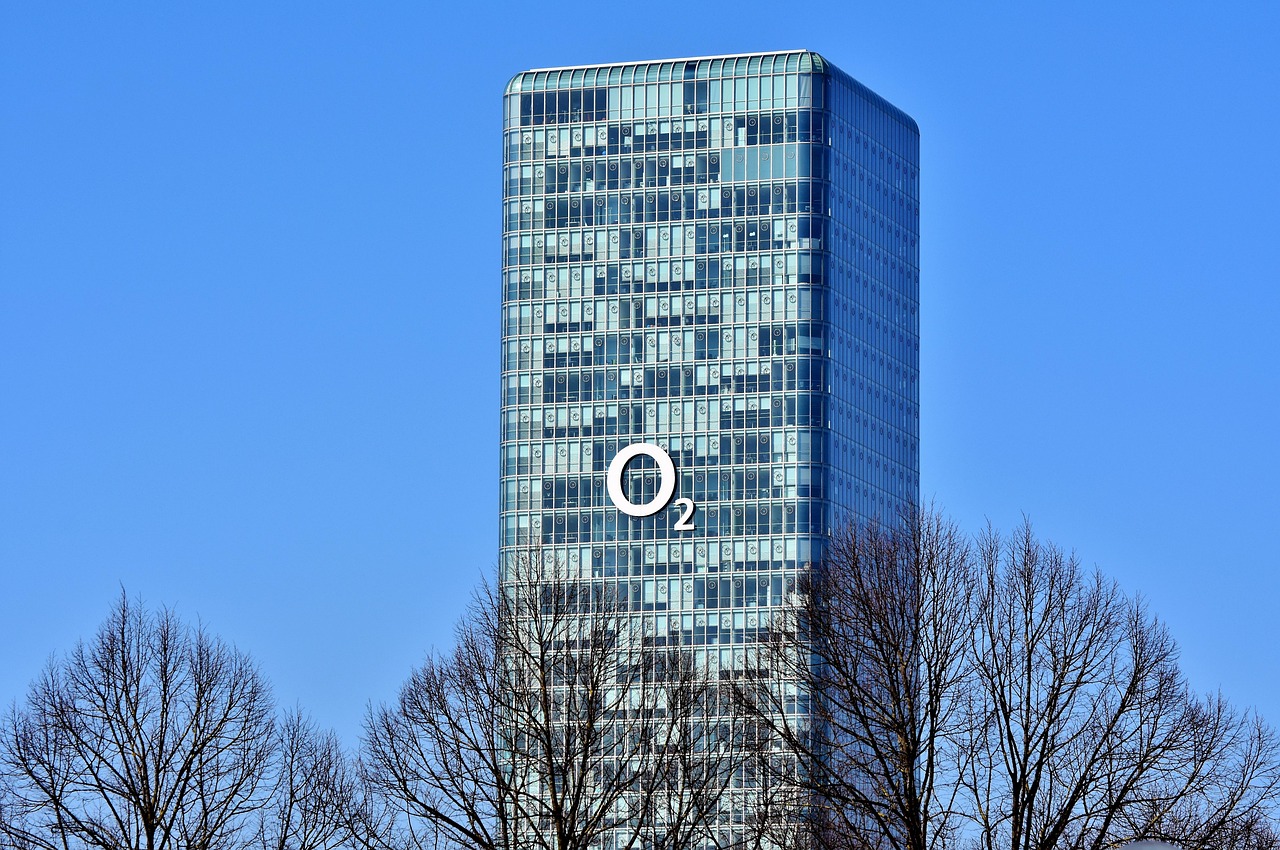 上海金茂大厦，一座现代建筑的奇迹