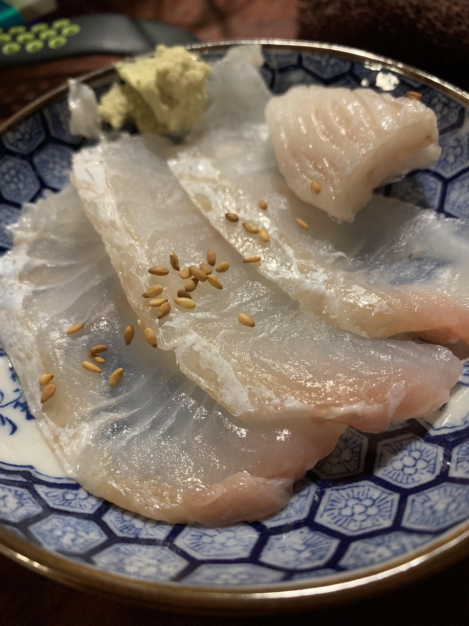 潮汕砂锅粥：一碗温暖养胃的养生智慧，轻松享受海鲜与米香交融的美味