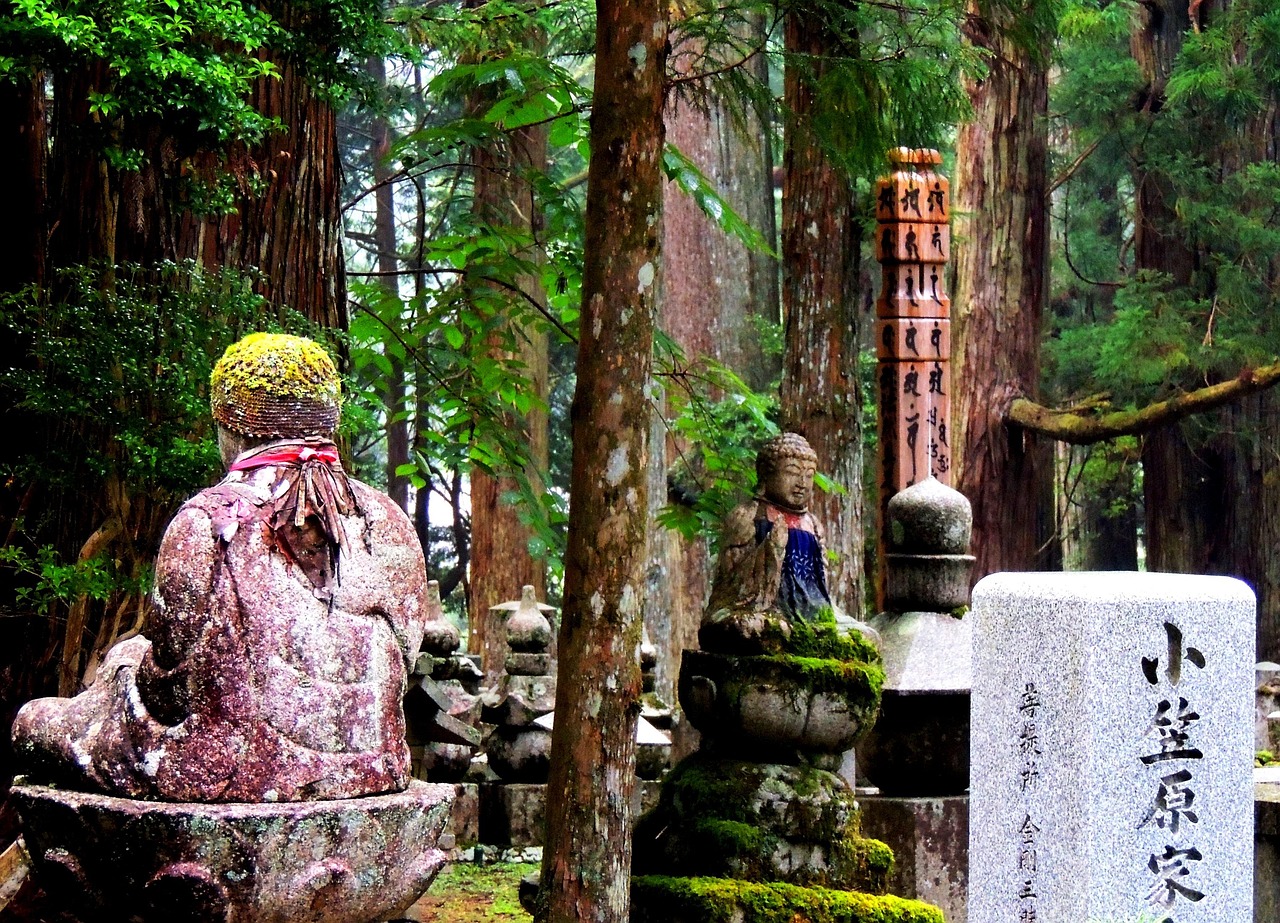 松赞林寺朝圣攻略：探索小布达拉宫，体验藏传佛教的心灵之旅