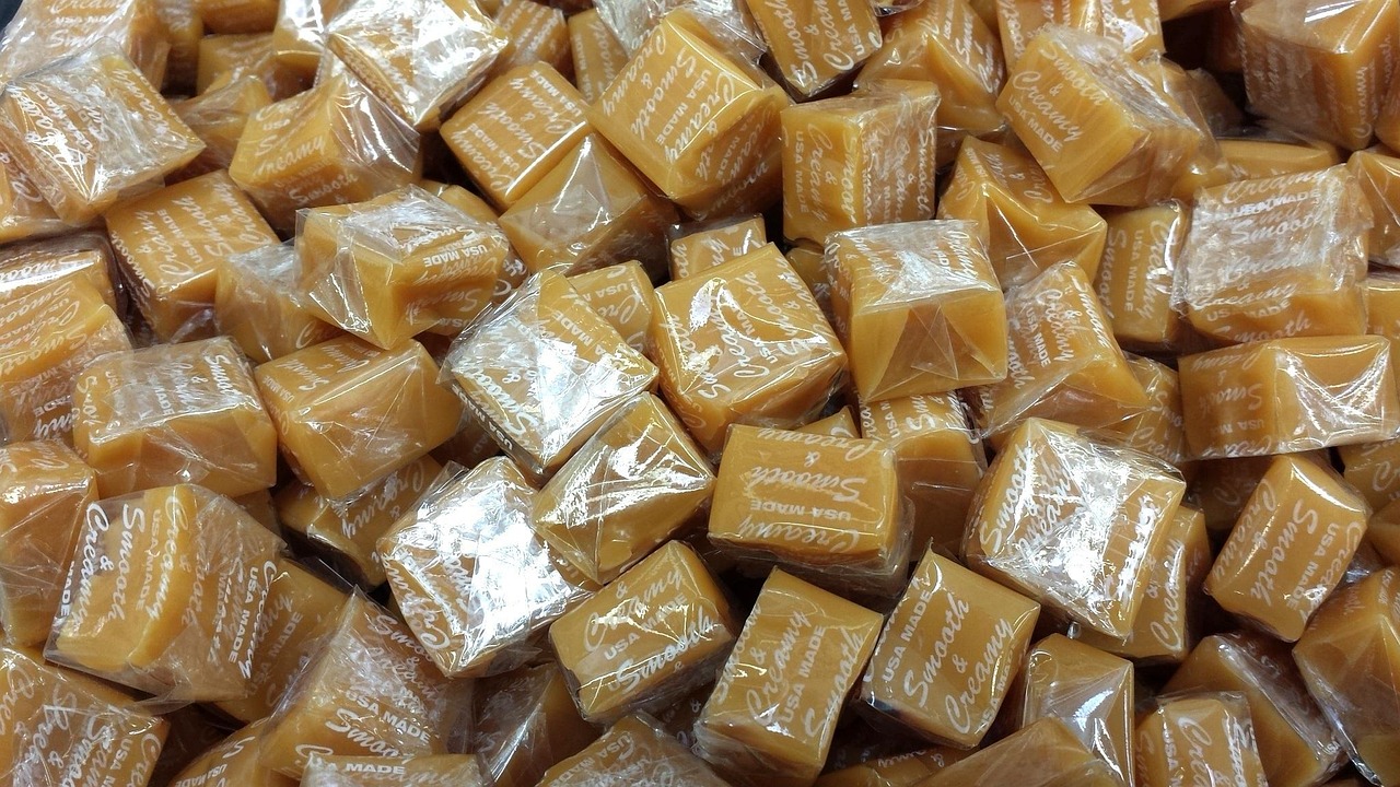 上海特色小吃全攻略：从生煎包到小笼包，带你品味海派文化的舌尖记忆