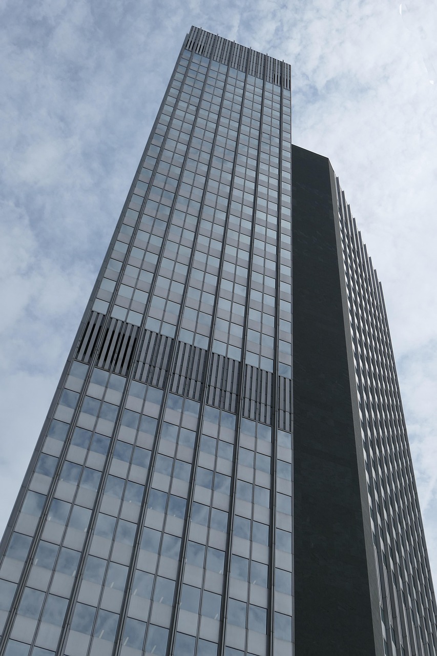 北京华侨大厦住宿全攻略：王府井核心地段高端酒店体验与周边景点游览指南