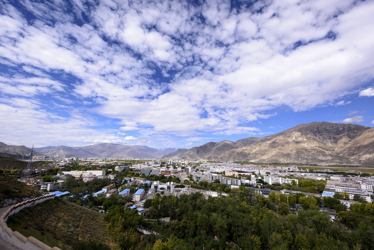 峨眉山在哪个省哪个市？一文详解四川乐山地理位置与旅游攻略