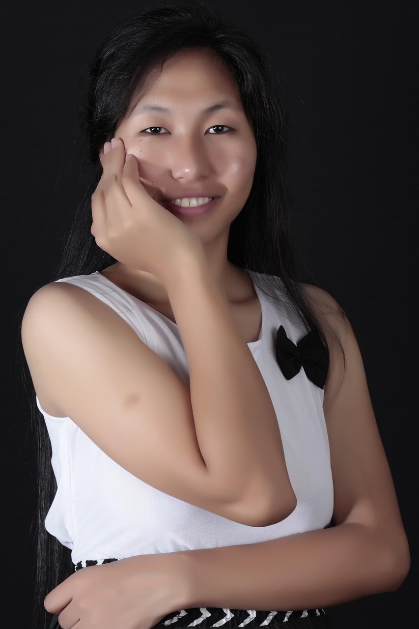 上海美女的时尚穿搭与气质修养全攻略：轻松掌握海派魅力，展现独特优雅