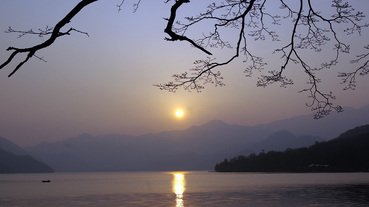 德化天气全攻略：掌握山区气候特点，轻松应对多变天气，享受舒适生活与旅行
