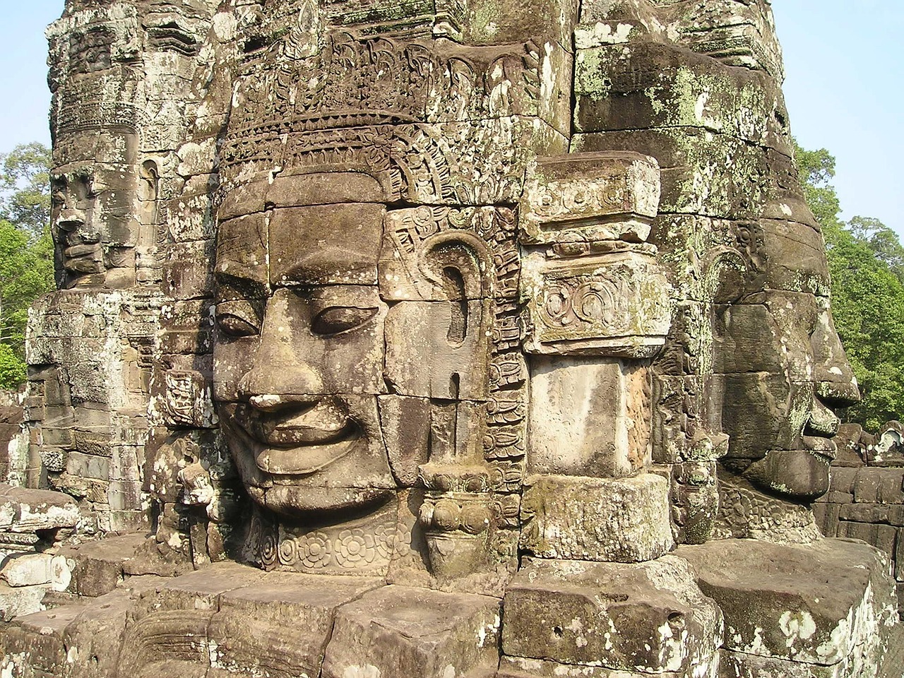柬埔寨旅游攻略：签证办理、吴哥窟游览、住宿餐饮全指南，轻松规划完美旅程