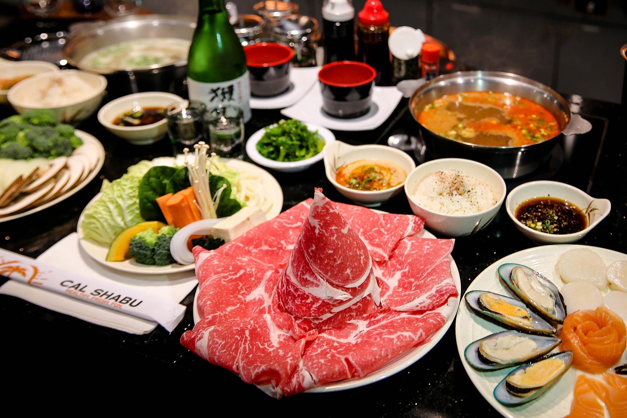 拉萨美食全攻略：从藏式火锅到街头小吃，带你品味高原独特风味
