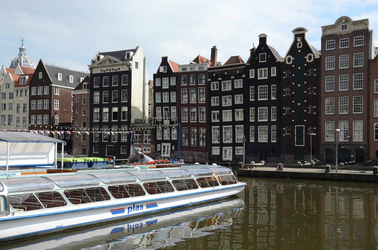荷兰改名Netherlands背后：解决国家品牌重塑与国际形象升级的深层原因
