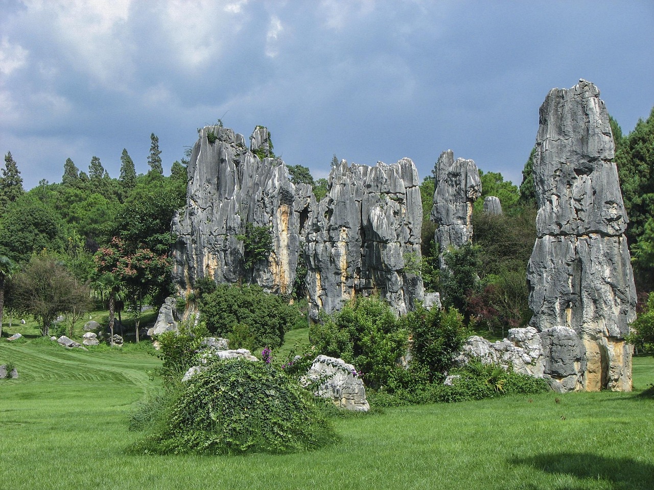 芦芽山风景区旅游攻略：轻松规划小众秘境之旅，避开人潮享受自然奇观