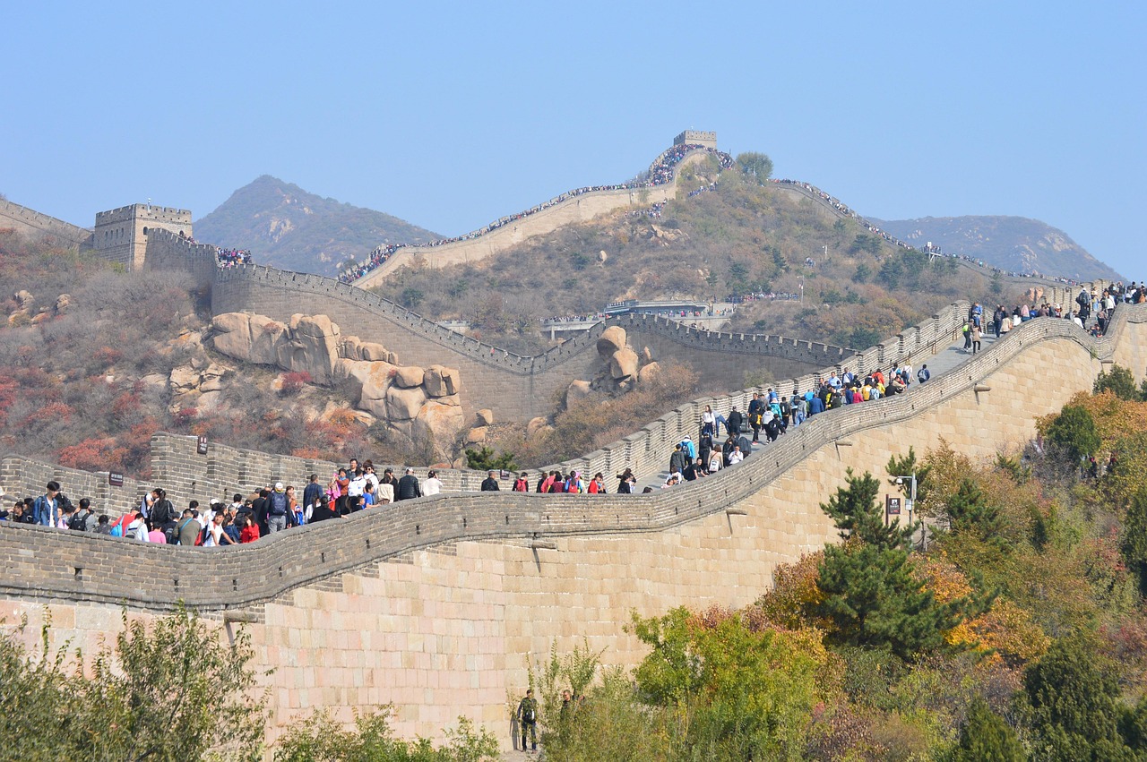 黄崖关长城旅游攻略：避开人潮的最佳时间、路线推荐与实用贴士
