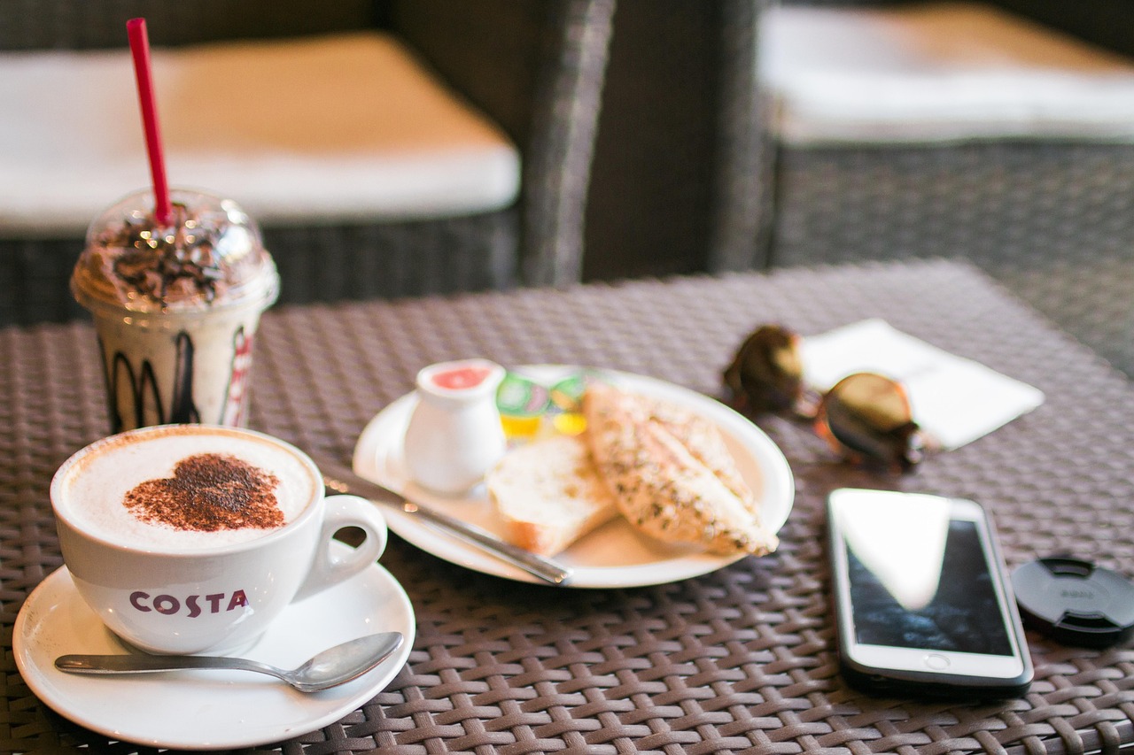 汉斯小木屋:让都市人尝到山林味道的自然饮品品牌故事与产品全解析