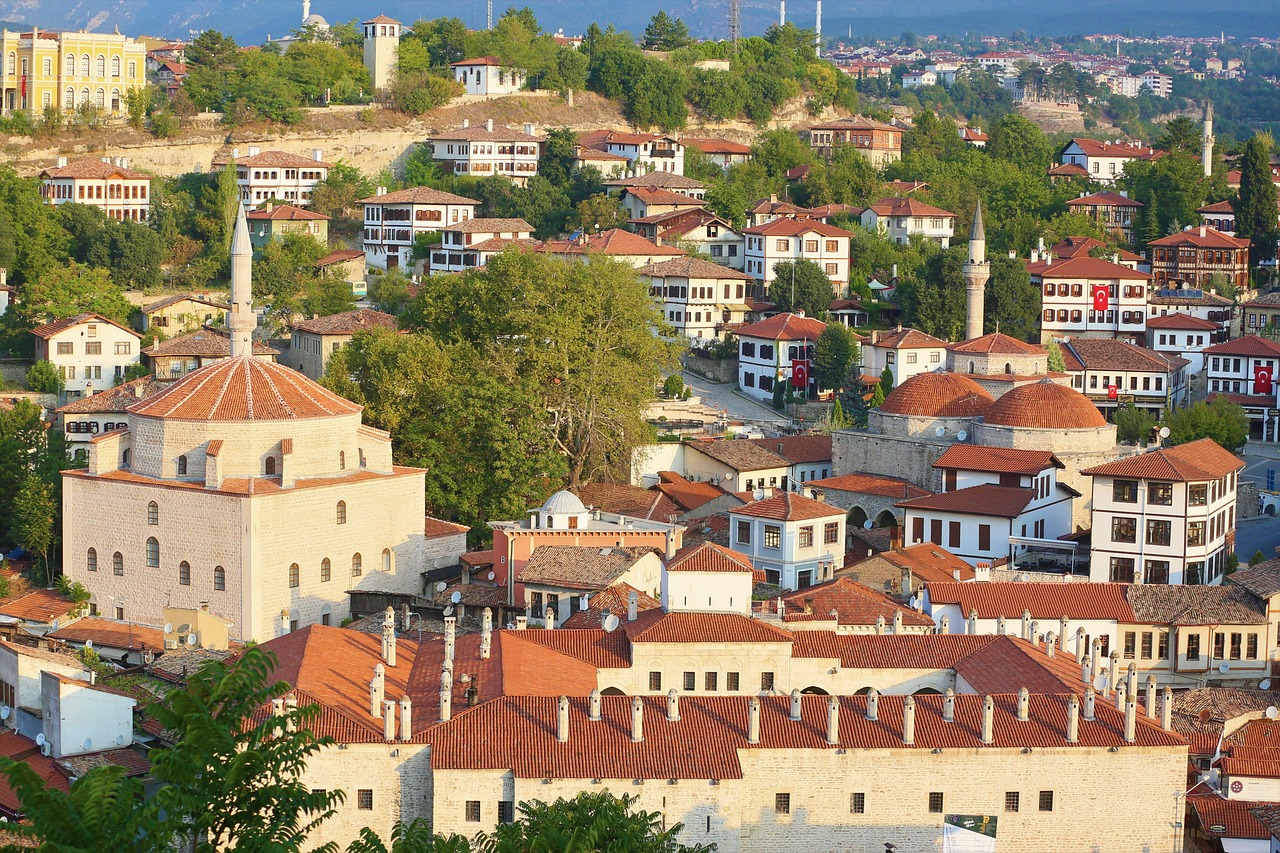 胜景山庄旅游攻略:四季游玩指南与隐藏景点全解析,助你轻松规划完美旅程