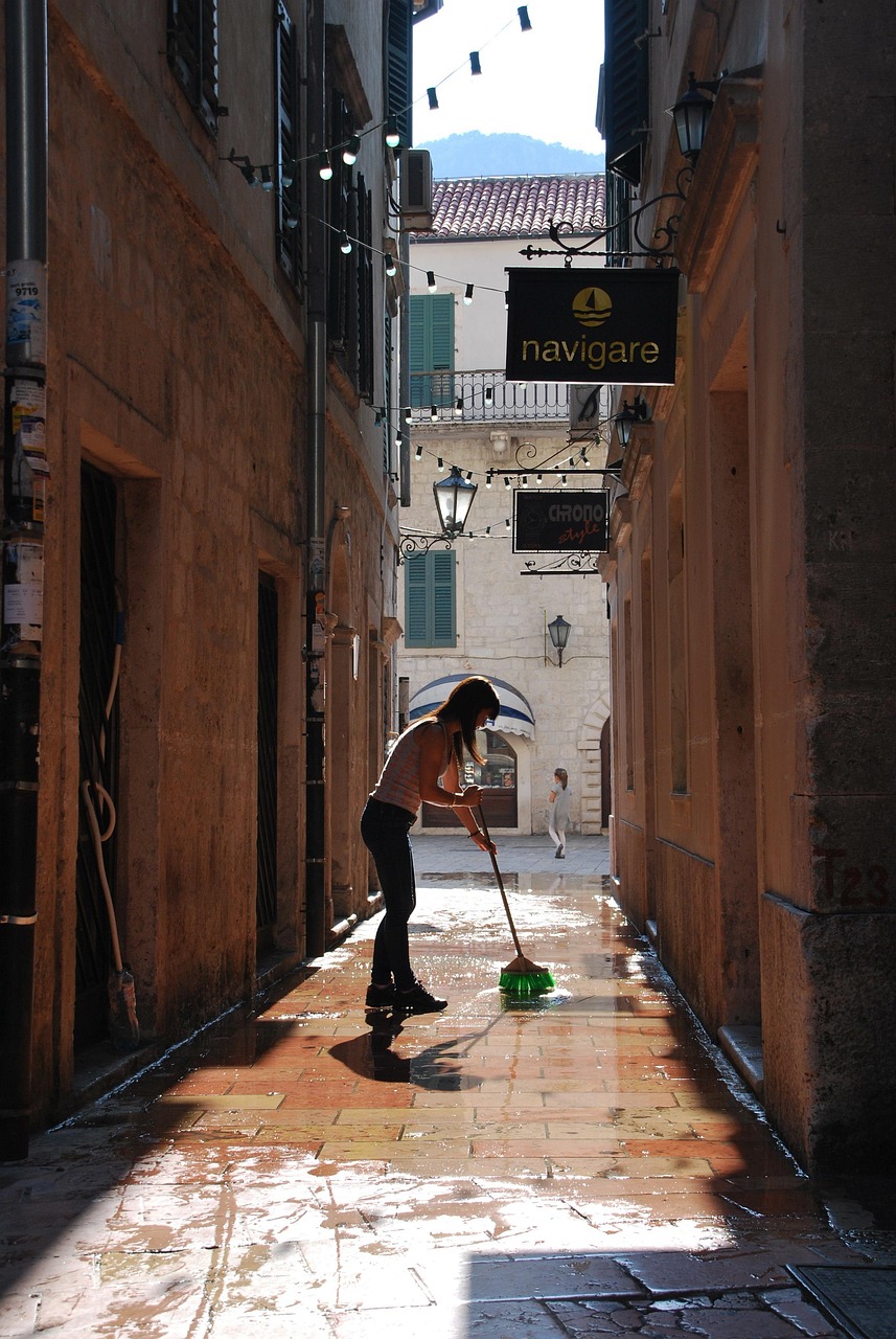 武当山图片:捕捉圣山灵魂的摄影指南,轻松拍出震撼大片