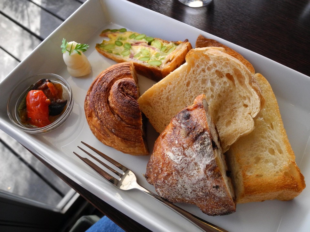 湘西腊肉制作全攻略：从选料到烹饪，轻松掌握传统美味秘诀