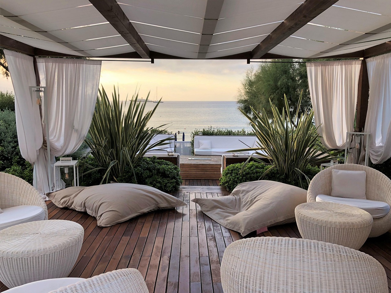 澳门机场全攻略:轻松掌握交通、购物与贵宾休息室,让旅行更便捷快乐