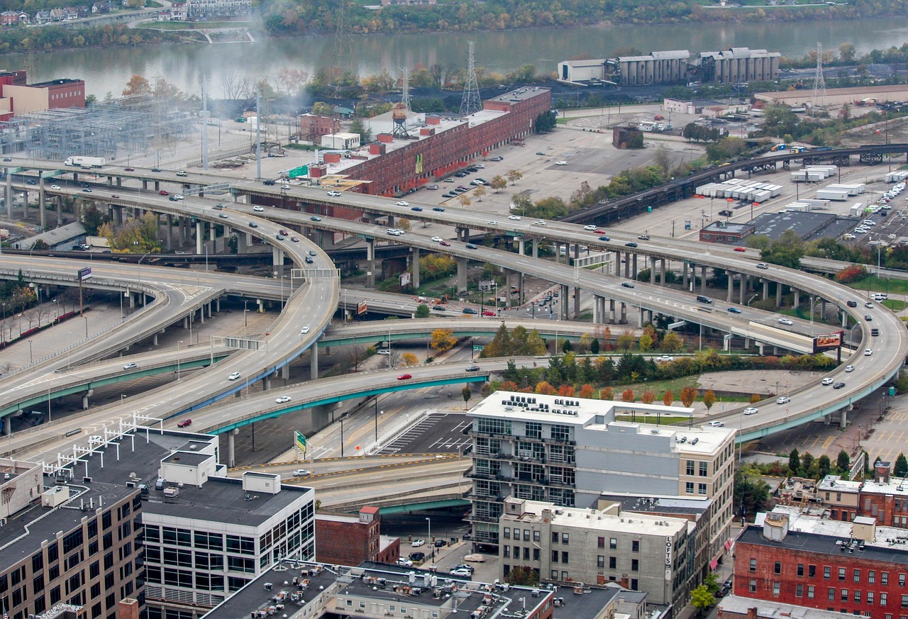 深圳东站出行全攻略:交通换乘、住宿美食与旅游线路一站式解决