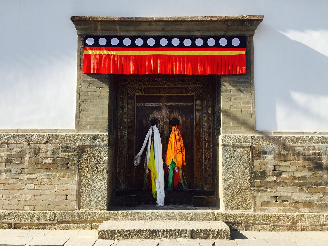 大雄宝殿:探秘汉传佛教寺院最宏伟建筑,感受心灵皈依与庄严力量