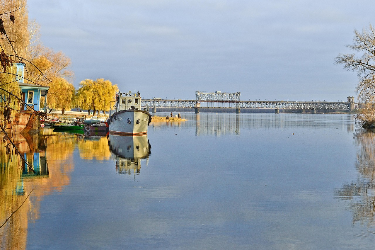 西安在哪?探索十三朝古都的地理位置、交通枢纽与自然风光