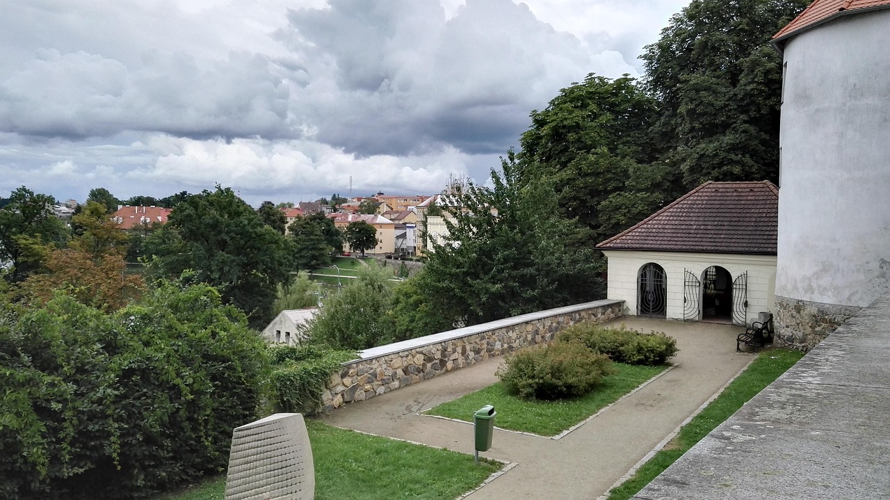 颐和园简介：探索北京皇家园林的便捷游览攻略与历史艺术魅力