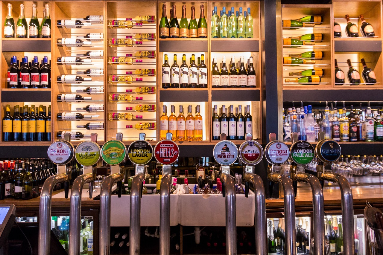 特色美食:从童年记忆到现代创新,带你探索地道美味与制作秘诀